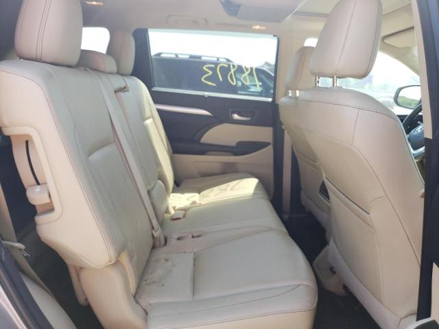 Photo 6 from auction – 2016 TOYOTA HIGHLANDER with VIN 5TDJKRFH4GS287785