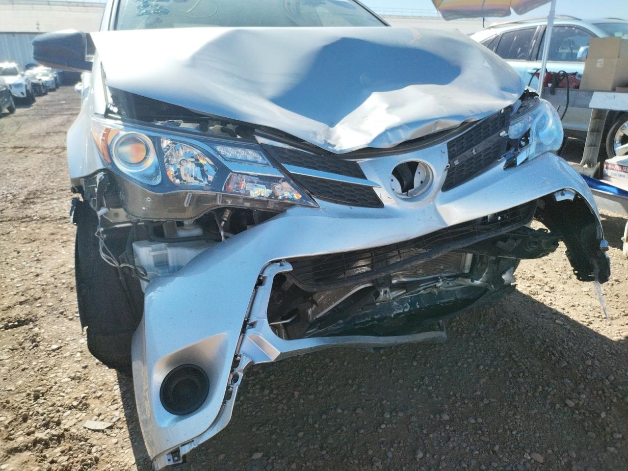 Photo 9 from auction – 2014 TOYOTA RAV4 LE with VIN JTMZFREV4EJ017075