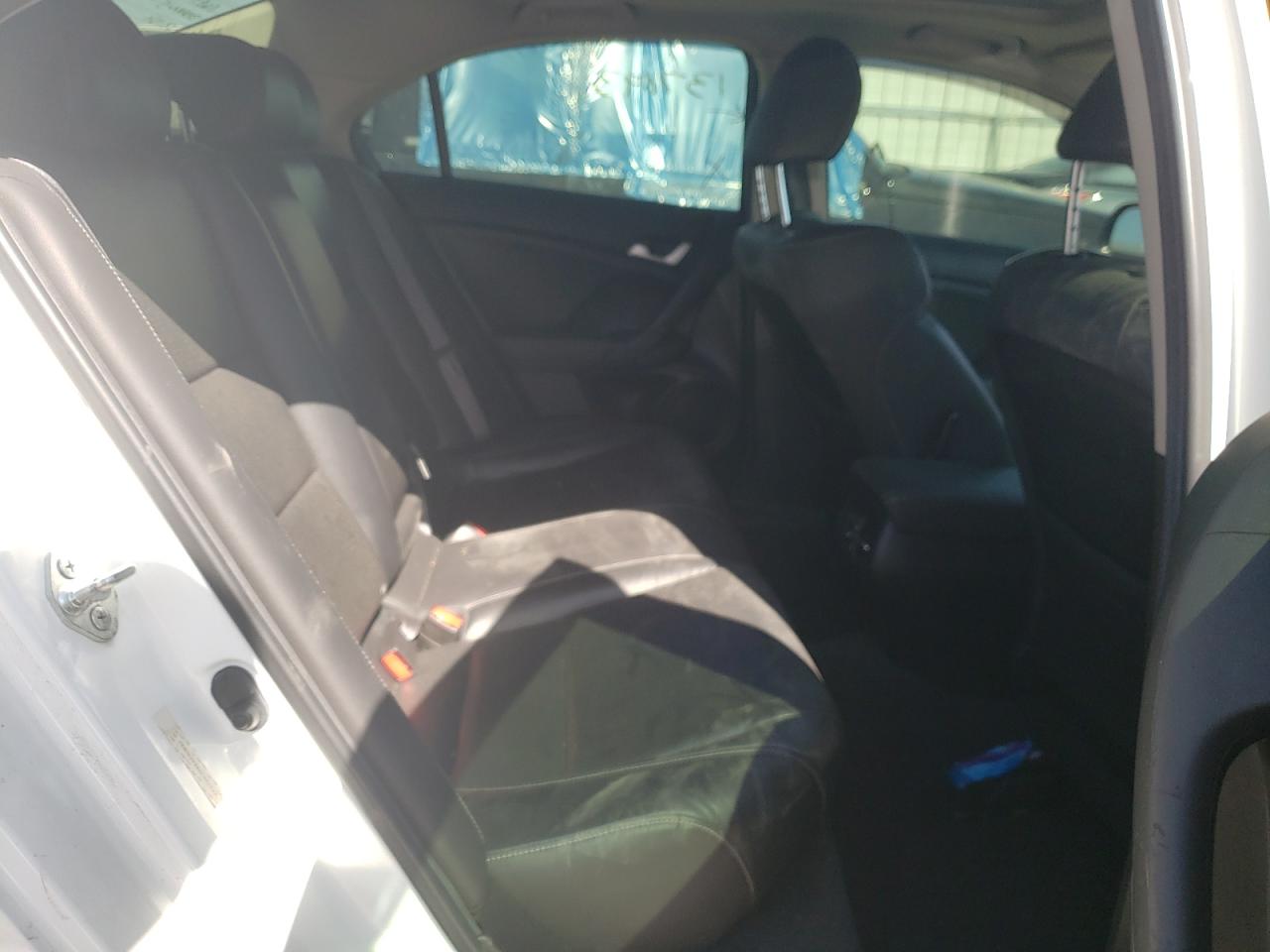 Photo 6 from auction – 2013 ACURA TSX with VIN JH4CU2F48DC001732