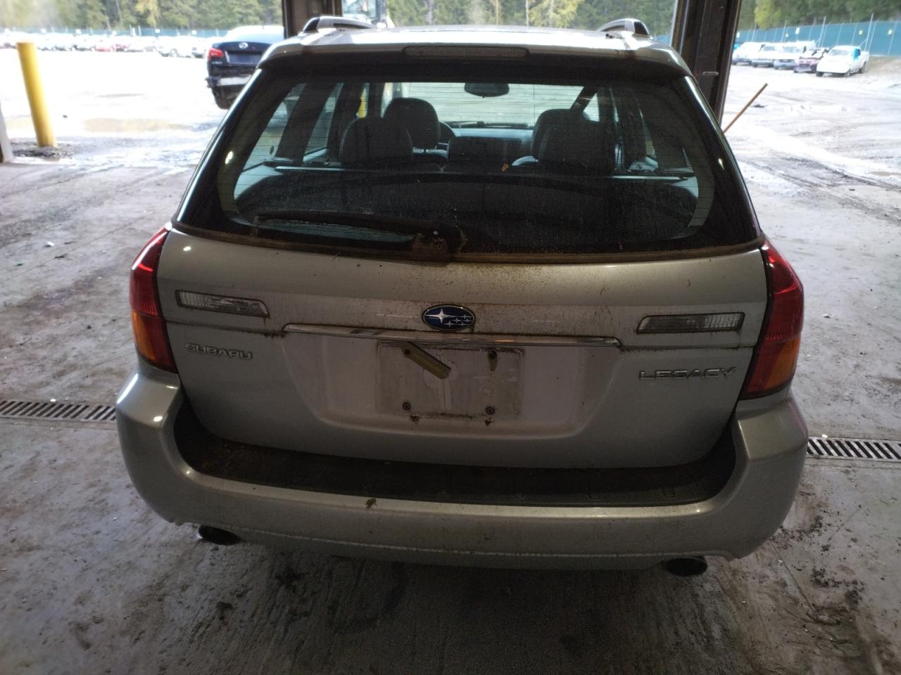 Photo 9 from auction – 2005 SUBARU LEGACY 2.5 with VIN 4S3BP626X57370816