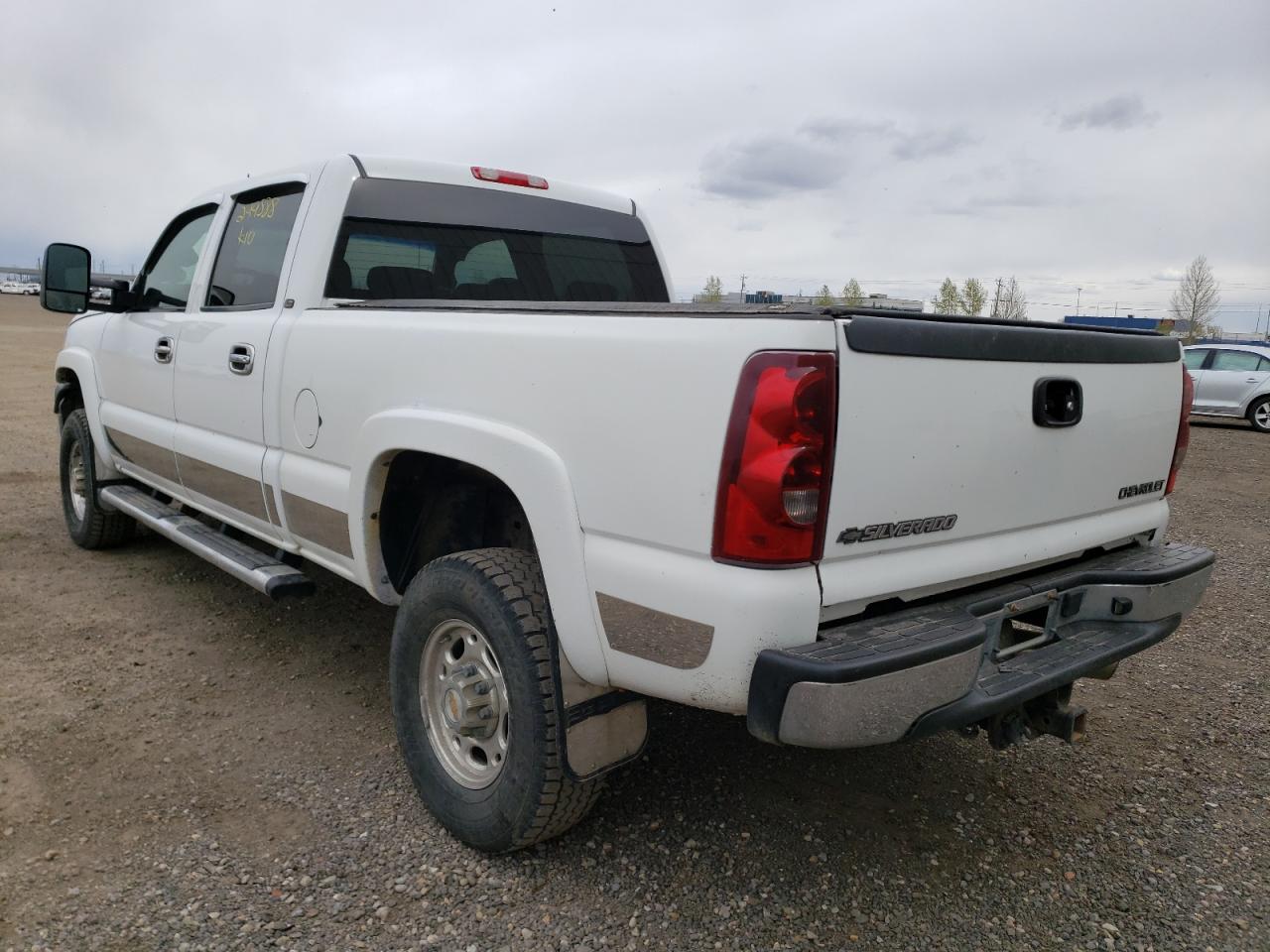 Photo 3 from auction – 2003 CHEVROLET SILVERADO with VIN 1GCHK23133F212678
