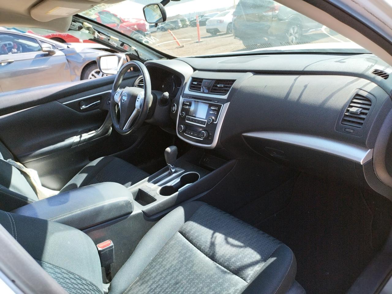 Photo 5 from auction – 2016 NISSAN ALTIMA 2.5 with VIN 1N4AL3AP0GC163268