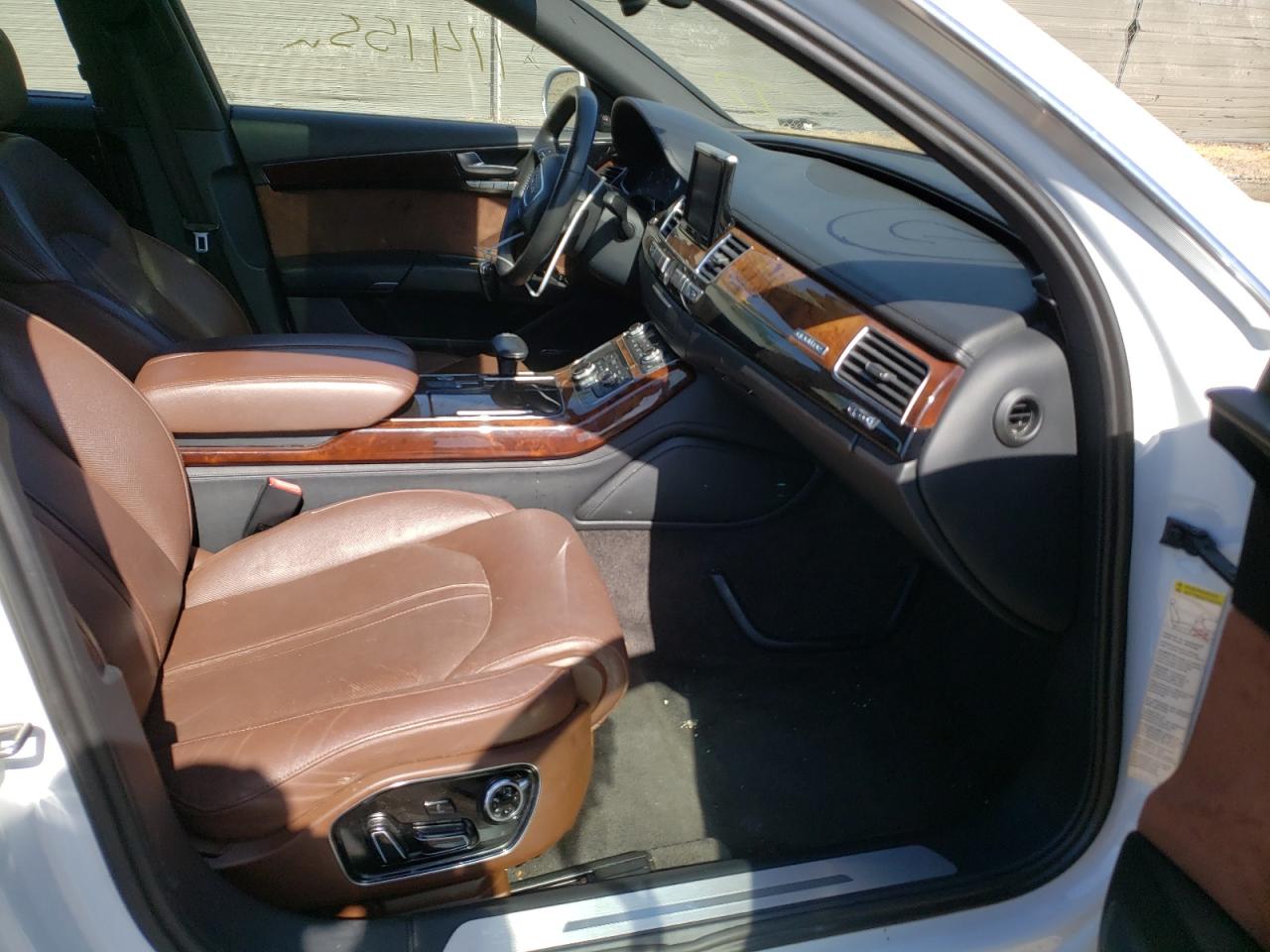 Photo 5 from auction – 2013 AUDI A8 L QUATT with VIN WAURGAFD1DN004714