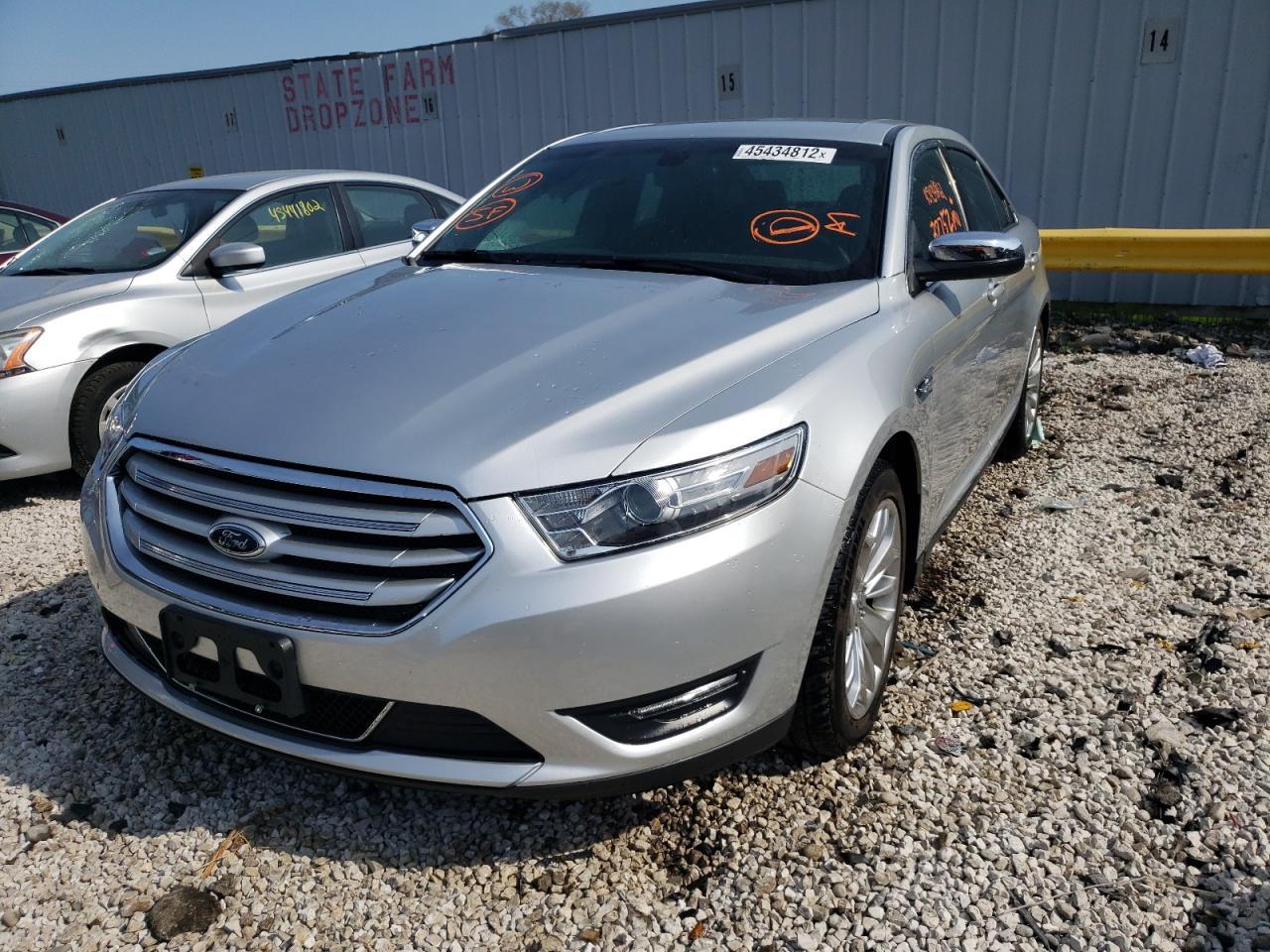Фото 2 с аукциона – 2013 FORD TAURUS LIM с VIN 1FAHP2F88DG183612