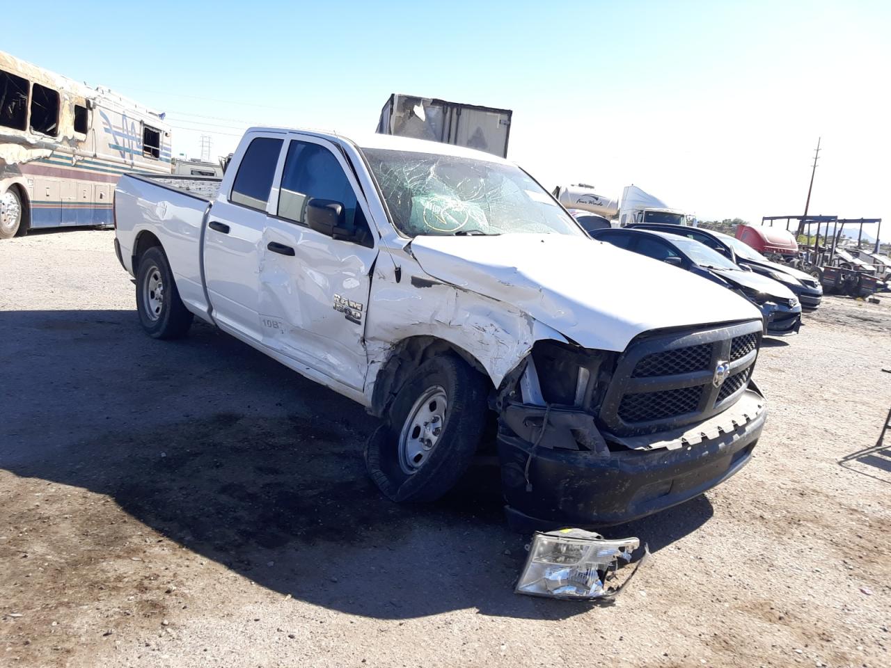 RAM 1500 CLASS 2019 مع رقم تعريف المركبة 1C6RR6FG9KS712526 - صورة من المزاد