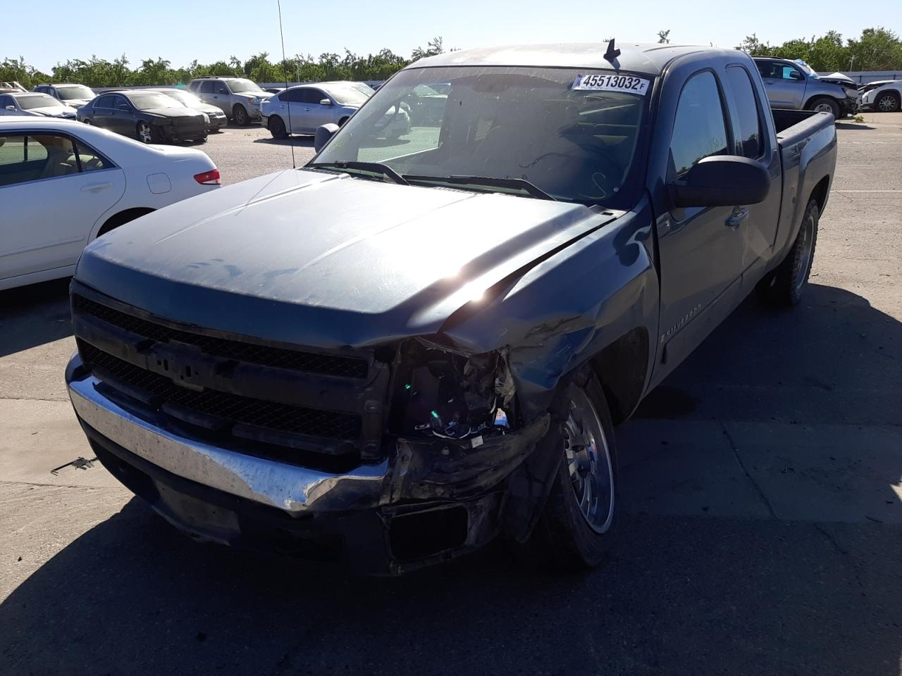 Photo 2 from auction – 2008 CHEVROLET SILVERADO with VIN 2GCEC19J381245311