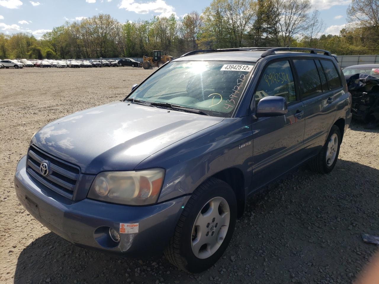 Photo 2 from auction – 2004 TOYOTA HIGHLANDER with VIN JTEEP21A040003602