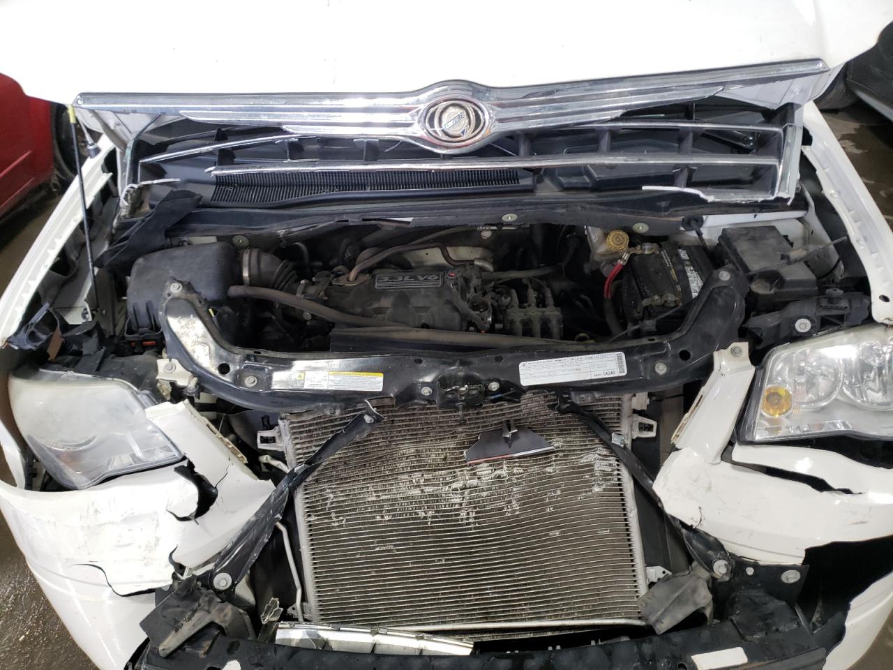 Photo 7 from auction – 2010 CHRYSLER TOWN & COU with VIN 2A4RR4DE5AR322824