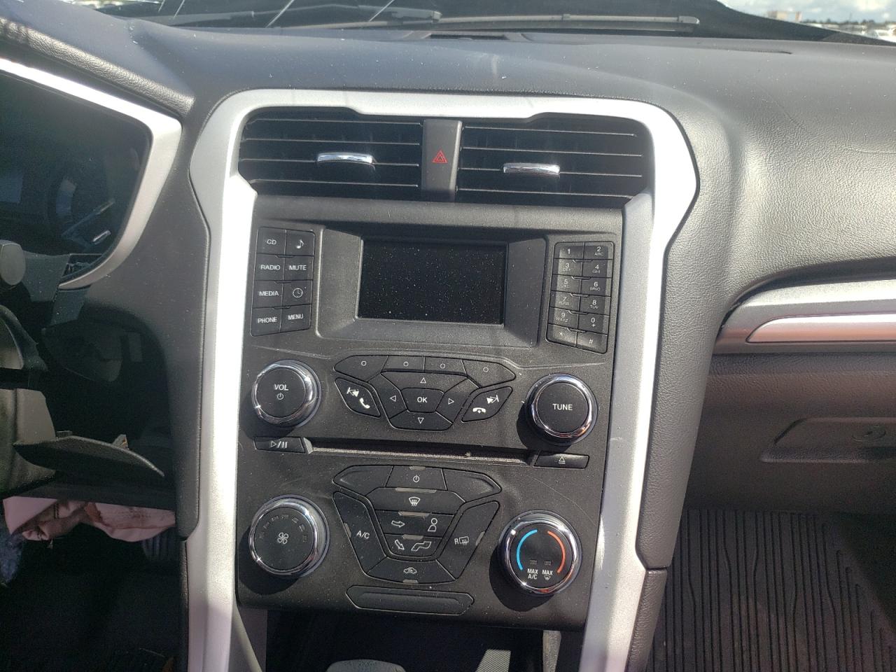 Photo 9 from auction – 2016 FORD FUSION S with VIN 1FA6P0G78G5103467