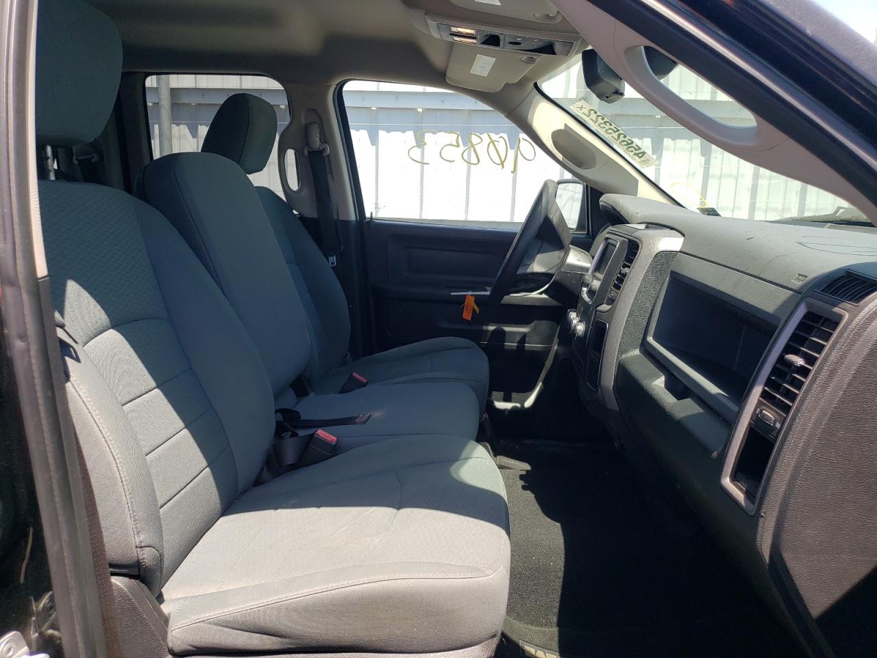 Photo 5 from auction – 2014 RAM 1500 ST with VIN 1C6RR6FT7ES237461