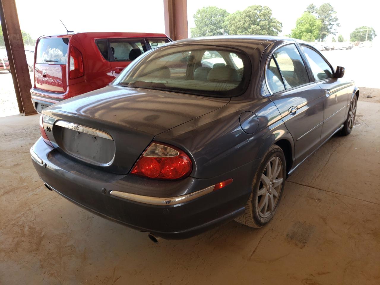 Photo 4 from auction – 2000 JAGUAR S-TYPE with VIN SAJDA01D5YGL27529