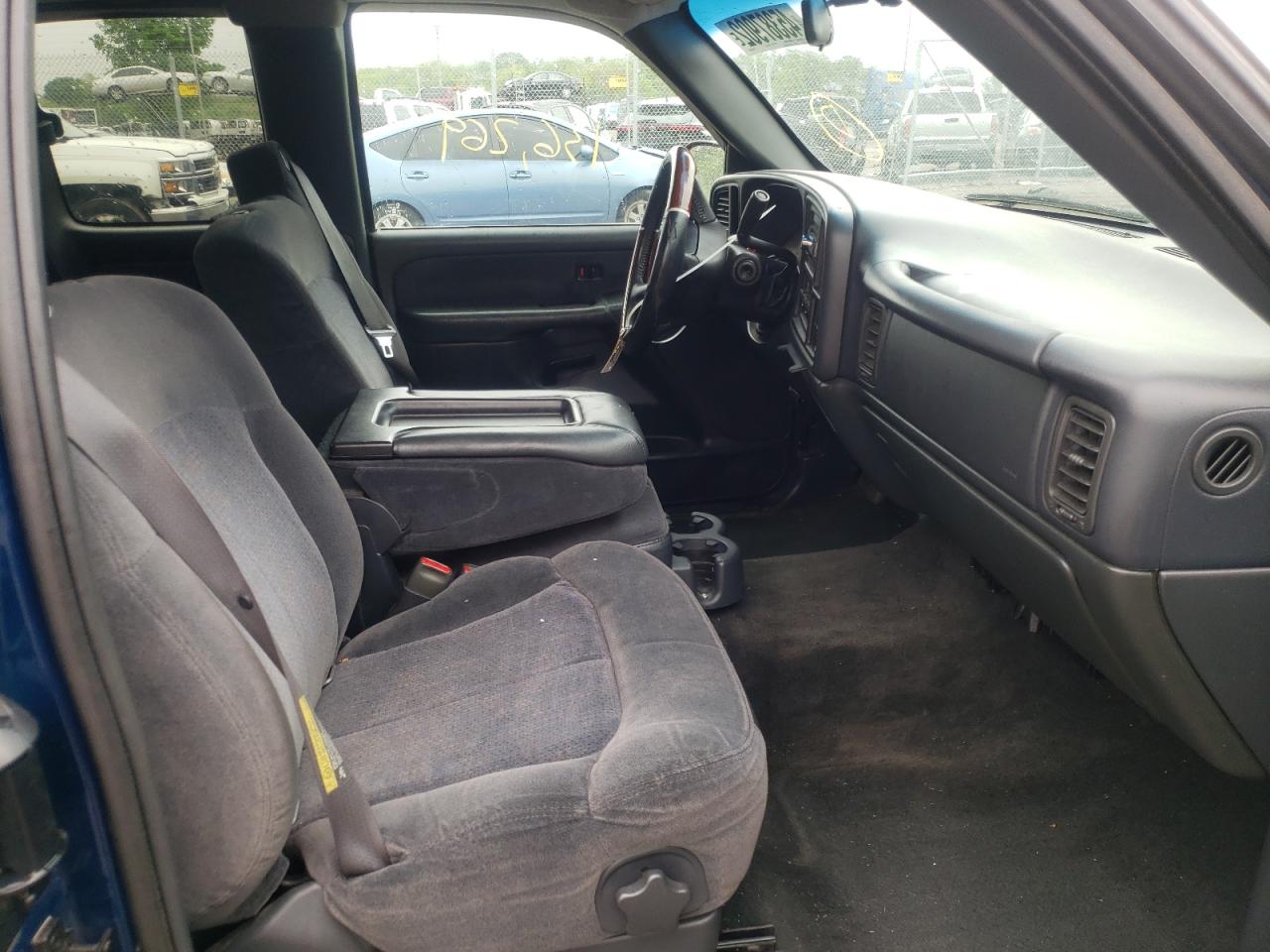 Photo 5 from auction – 2001 CHEVROLET SILVERADO with VIN 2GCEC19W511321676