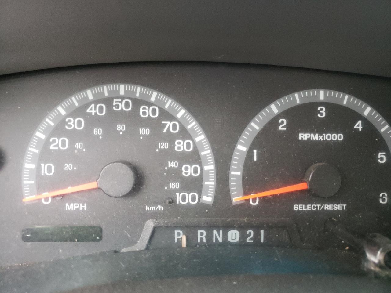 Photo 8 from auction – 2001 FORD F150 SUPER with VIN 1FTRW08L81KB20543