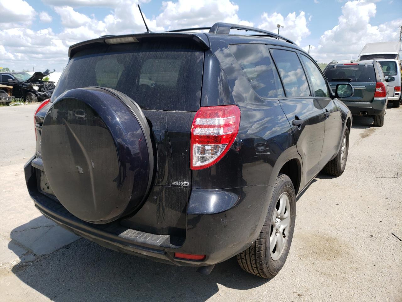 Photo 4 from auction – 2010 TOYOTA RAV4 with VIN JTMBF4DV6A5019208