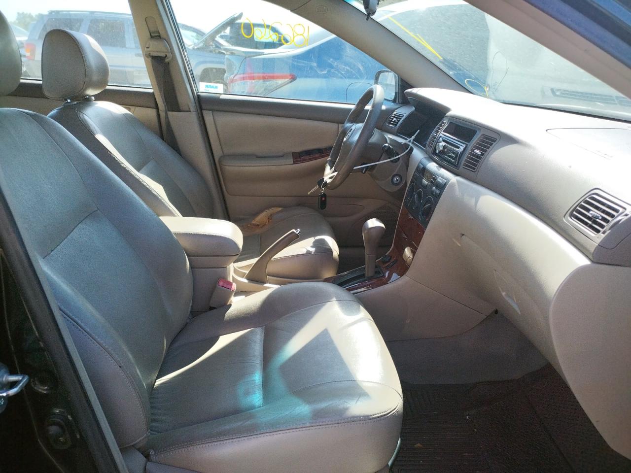 Photo 5 from auction – 2005 TOYOTA COROLLA CE with VIN 1NXBR30E15Z497177
