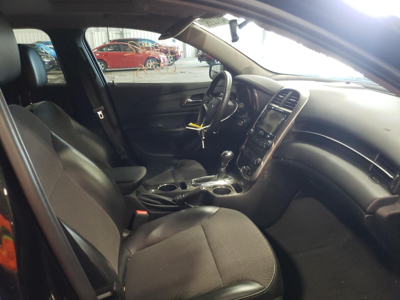 Photo 5 from auction – 2014 CHEVROLET MALIBU 1LT with VIN 1G11C5SL3EF109128