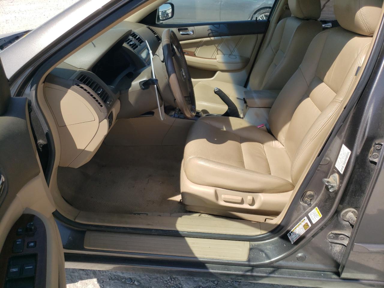 Photo 5 from auction – 2007 HONDA ACCORD EX with VIN 1HGCM66567A071877