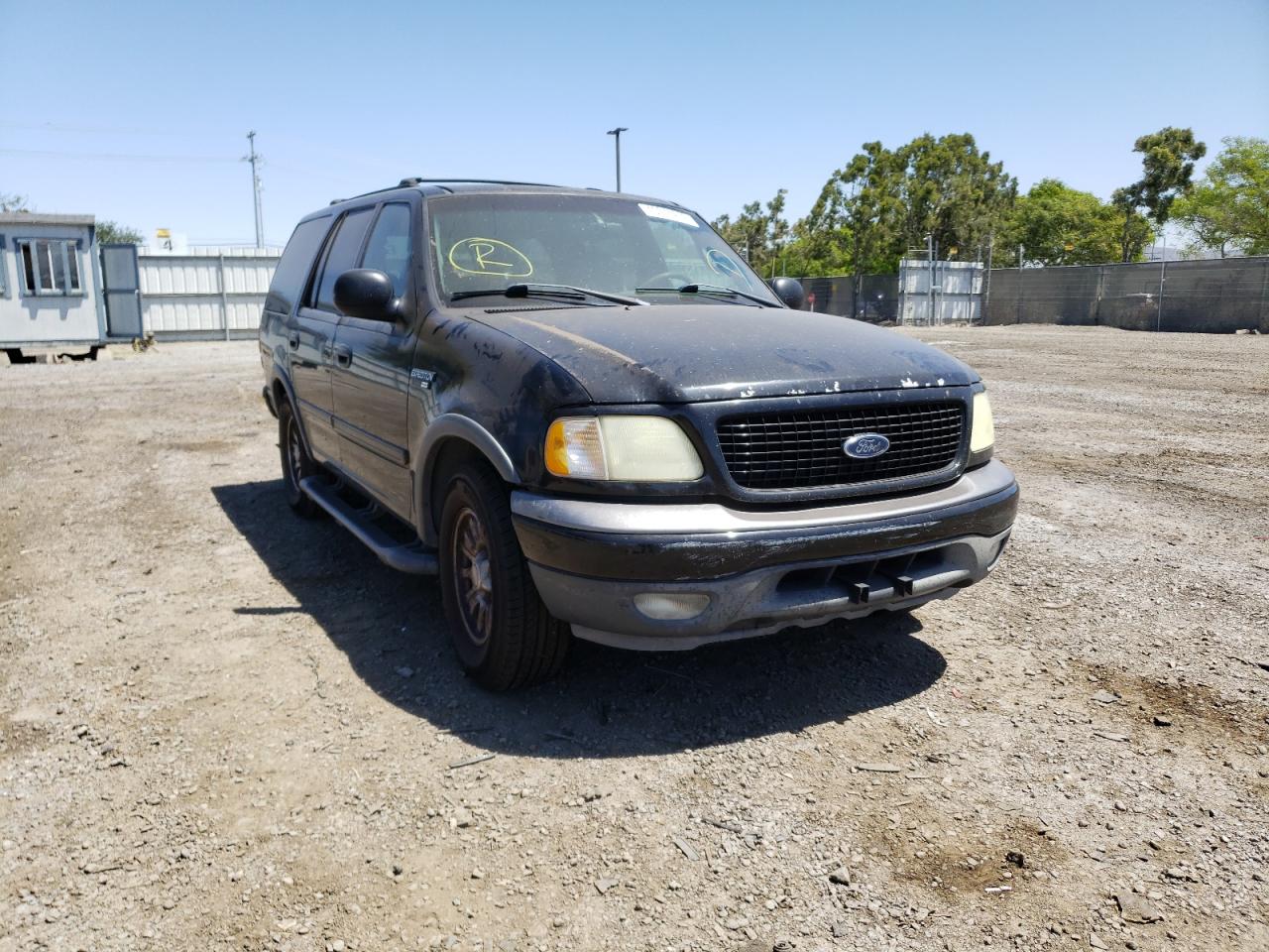 FORD EXPEDITION 2002 z numerem VIN 1FMRU15L72LA19579 - Zdjęcie z aukcji