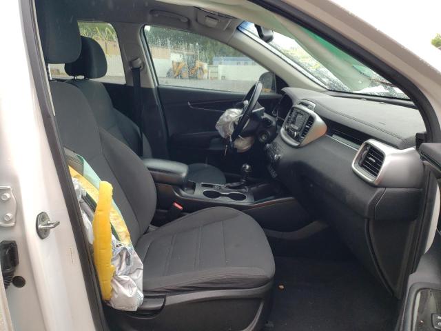 Photo 5 from auction – 2016 KIA SORENTO LX with VIN 5XYPG4A34GG074827