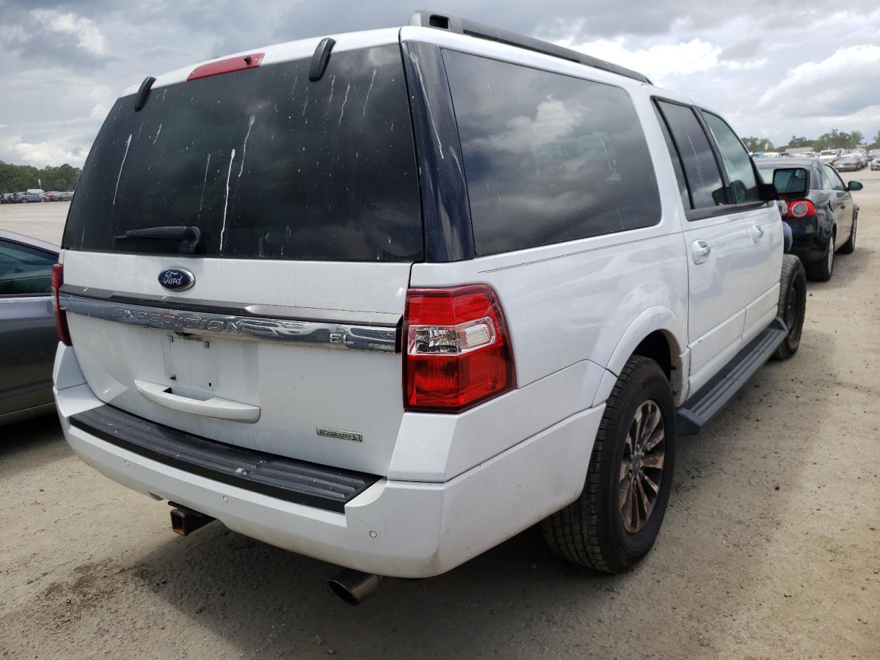 Photo 4 from auction – 2016 FORD EXPEDITION with VIN 1FMJK1HTXGEF38135