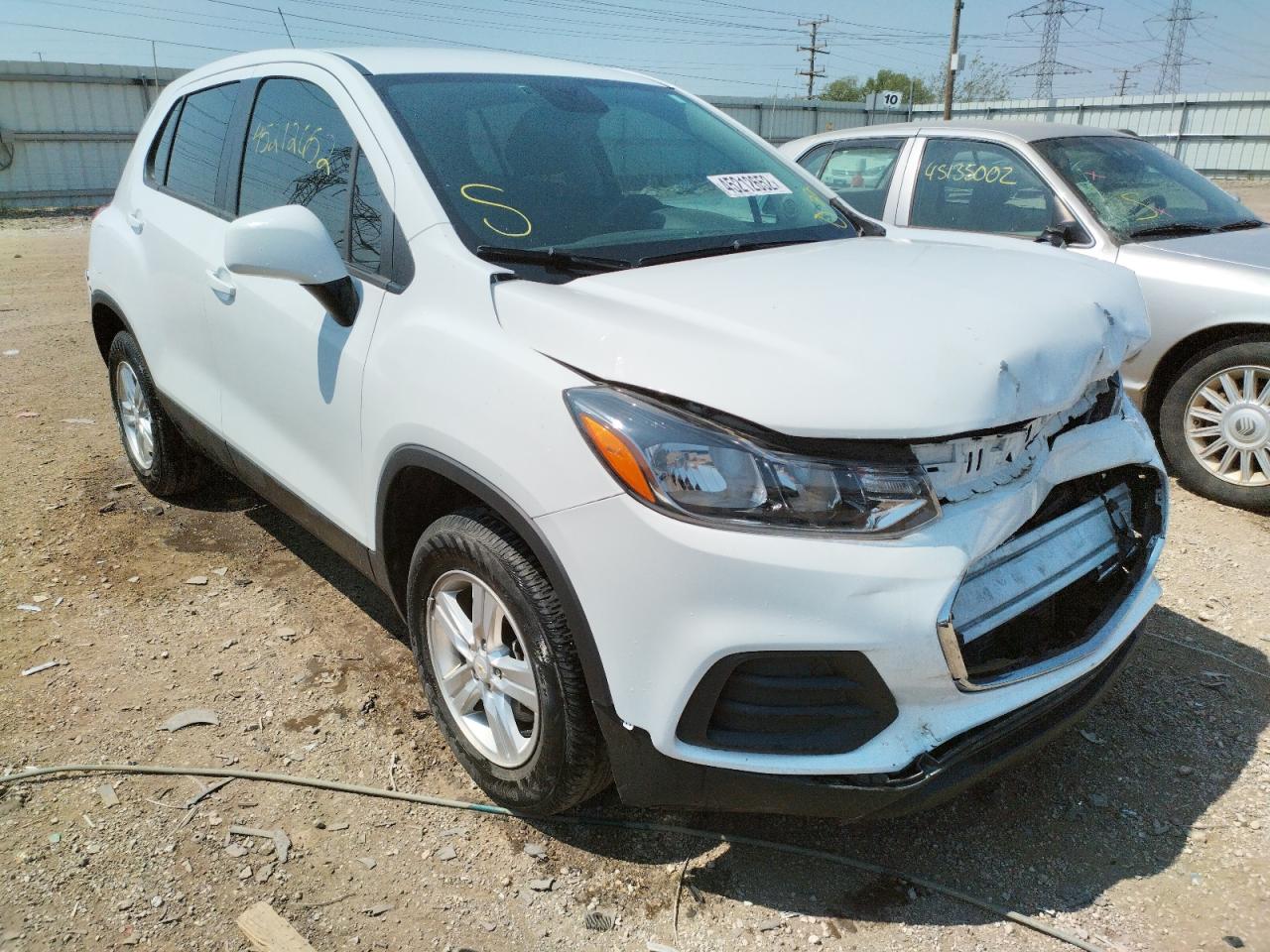 CHEVROLET TRAX LS 2018 with VIN KL7CJNSB8JB517457 - Photo from auction