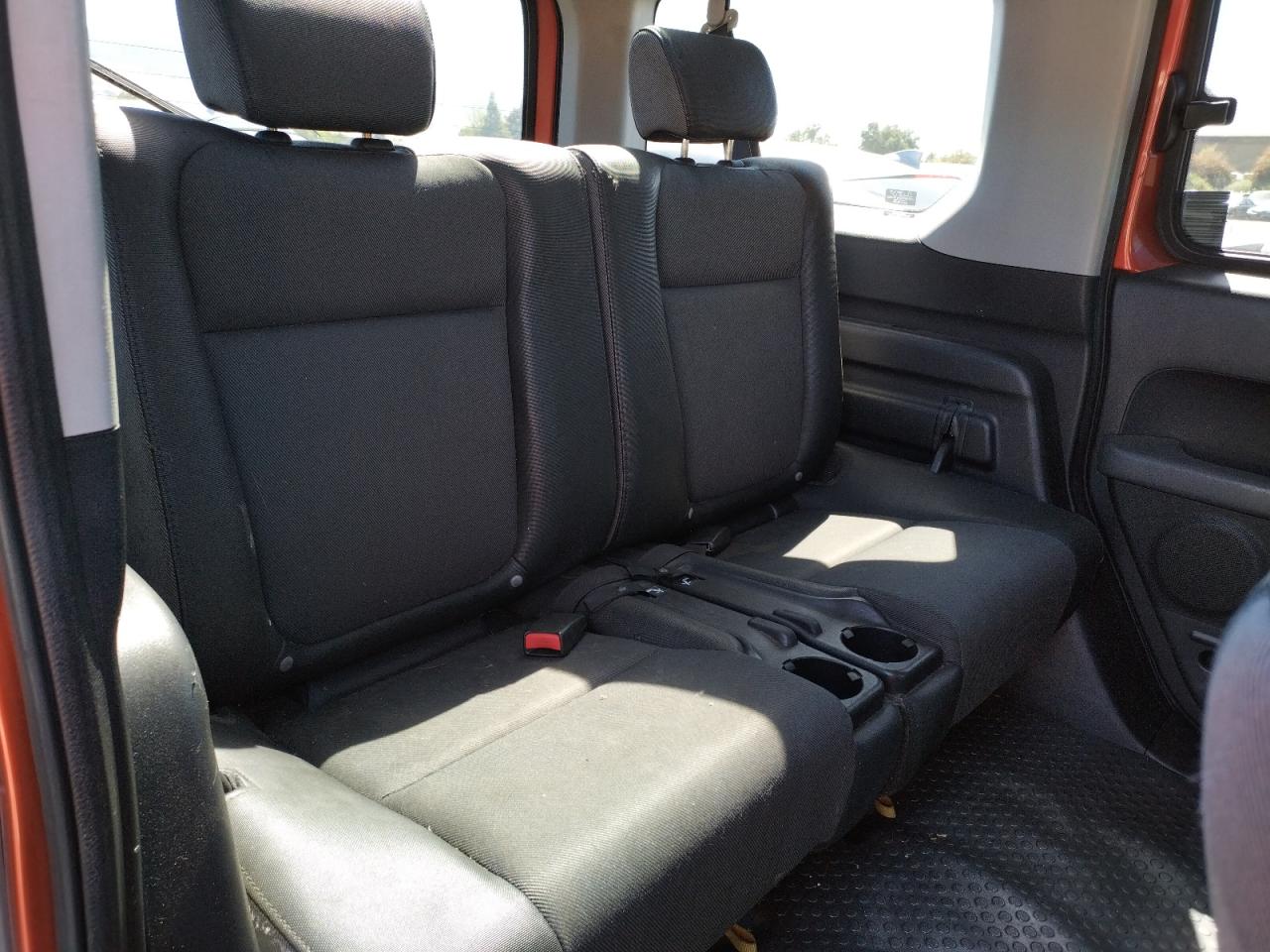 Photo 6 from auction – 2003 HONDA ELEMENT EX with VIN 5J6YH28643L026047