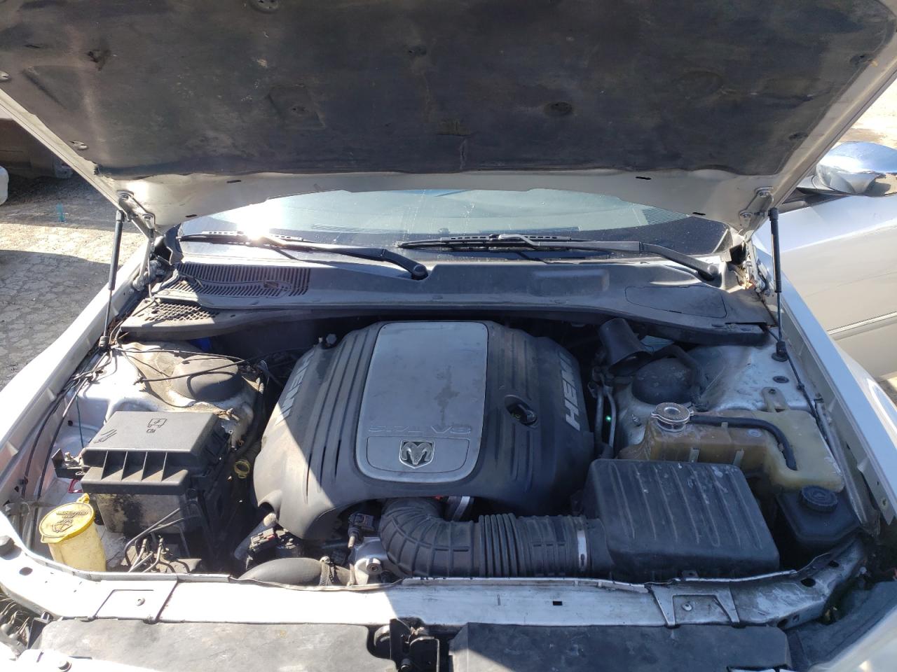 Photo 7 from auction – 2005 DODGE MAGNUM R/T with VIN 2D8GV58275H119882