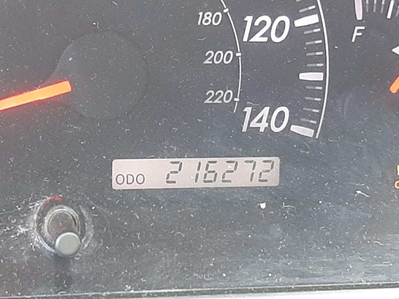 Photo 8 from auction – 2005 TOYOTA CAMRY LE with VIN 4T1BE30K75U407967