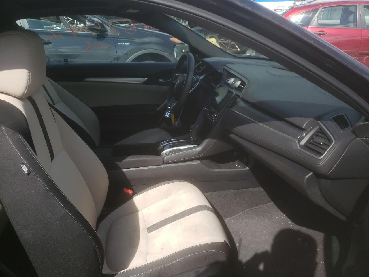 Photo 5 from auction – 2016 HONDA CIVIC EX with VIN 2HGFC3B38GH361607