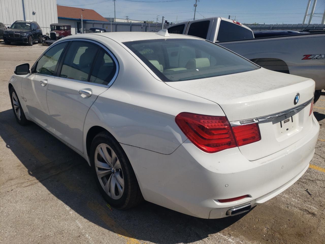 Photo 3 from auction – 2012 BMW 740 I with VIN WBAKA4C53CDS99143