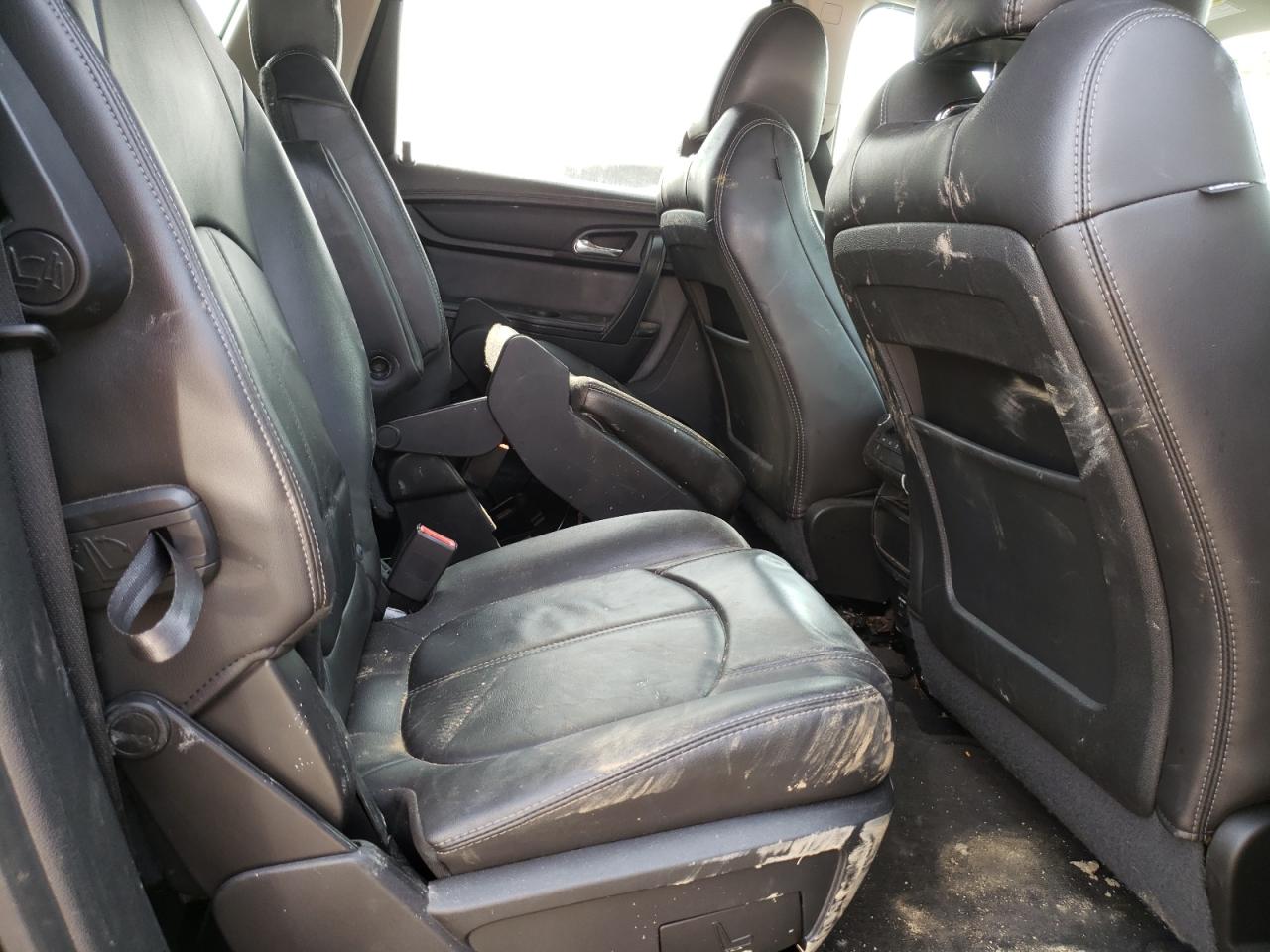 Photo 6 from auction – 2016 CHEVROLET TRAVERSE with VIN 1GNKRHKDXGJ177311