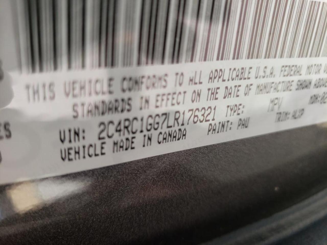 Photo 10 from auction – 2020 CHRYSLER PACIFICA L with VIN 2C4RC1GG7LR176321