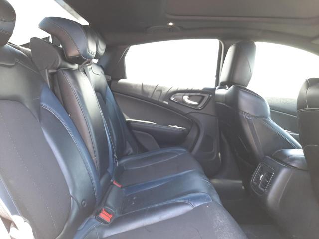 Photo 6 from auction – 2015 CHRYSLER 200 S with VIN 1C3CCCBG1FN739071