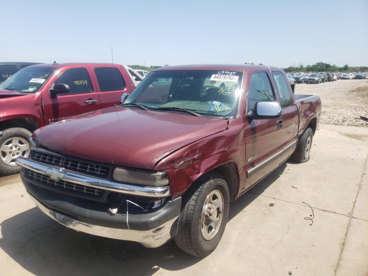 Photo 2 from auction – 2002 CHEVROLET SILVERADO with VIN 1GCEC19V02Z339874