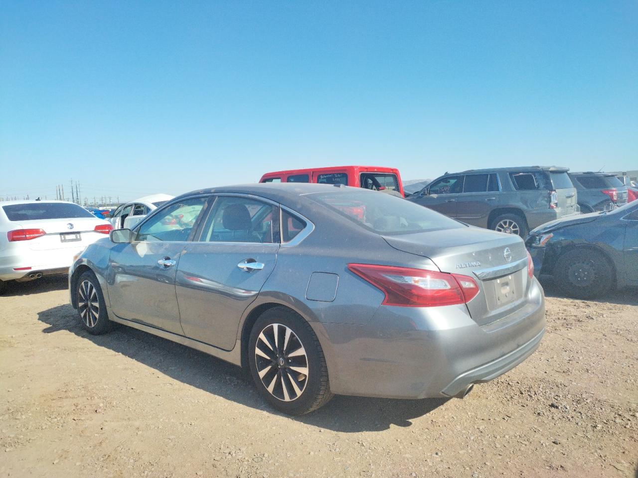 Photo 3 from auction – 2018 NISSAN ALTIMA 2.5 with VIN 1N4AL3AP0JC215344