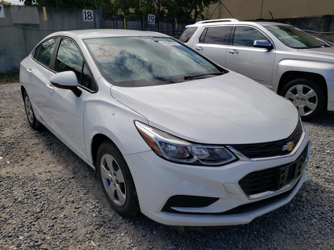 CHEVROLET CRUZE LS 2016 with VIN 1G1BC5SM1G7286366 - Photo from auction