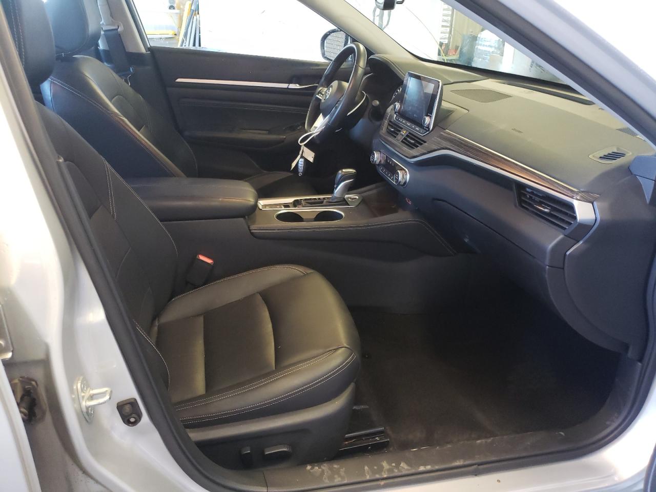Photo 5 from auction – 2019 NISSAN ALTIMA SL with VIN 1N4BL4EV5KC106947