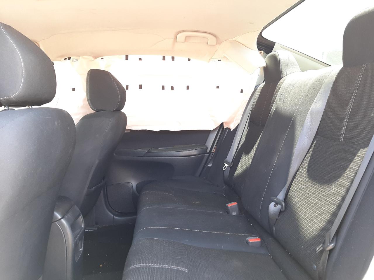 Photo 6 from auction – 2016 NISSAN SENTRA S with VIN 3N1AB7AP1GY233570