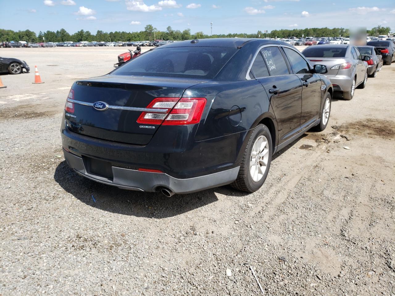 Photo 4 from auction – 2014 FORD TAURUS SE with VIN 1FAHP2D82EG150318
