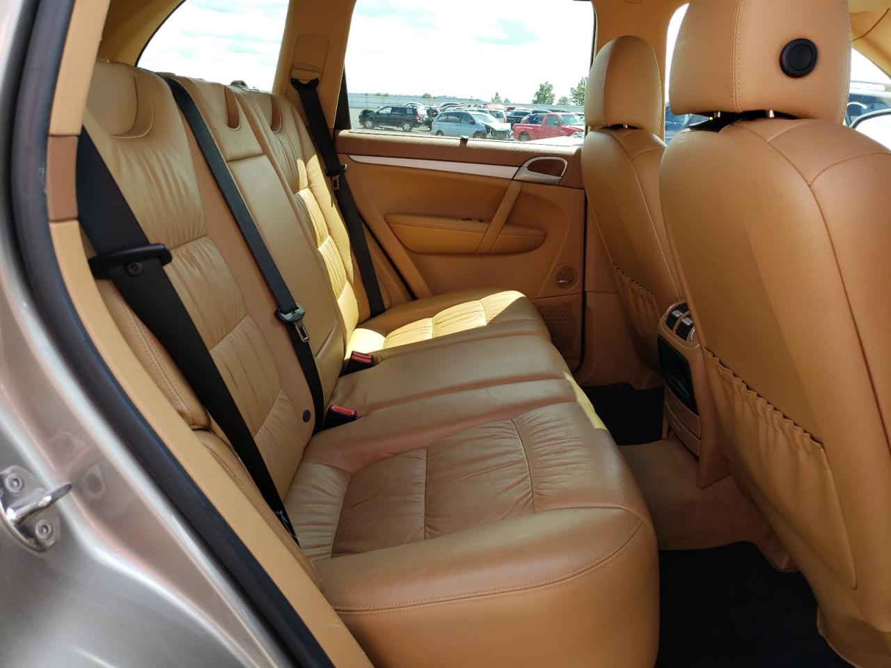 Photo 6 from auction – 2006 PORSCHE CAYENNE S with VIN WP1AB29P76LA60809