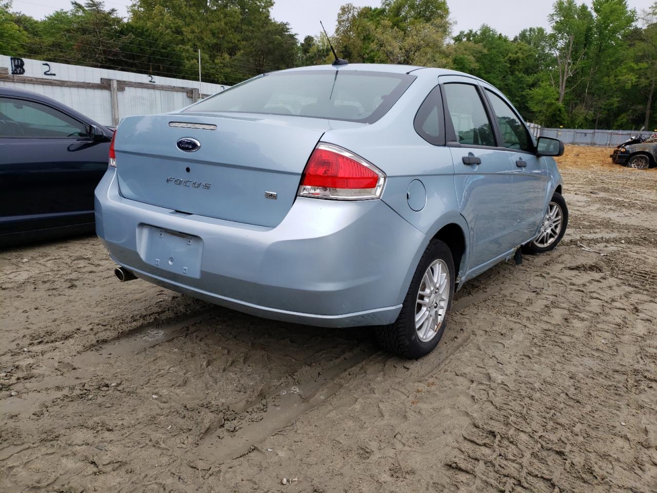 Photo 4 from auction – 2009 FORD FOCUS SE with VIN 1FAHP35N39W247842