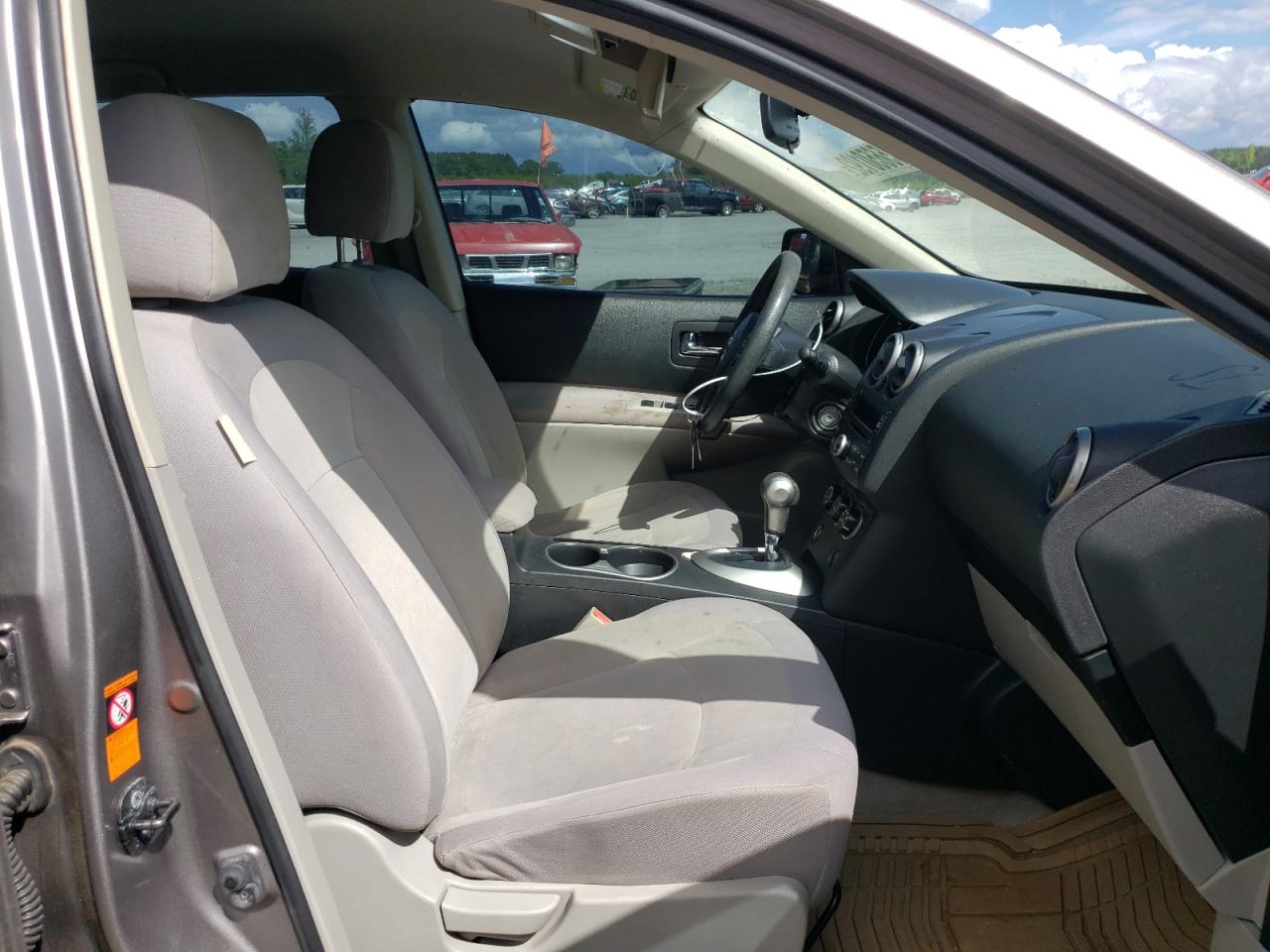 Photo 5 from auction – 2008 NISSAN ROGUE S with VIN JN8AS58T98W304760