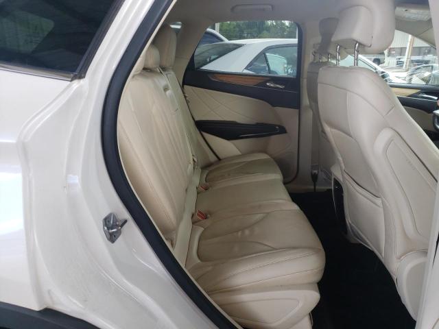 Photo 6 from auction – 2015 LINCOLN MKC with VIN 5LMCJ1A9XFUJ27359