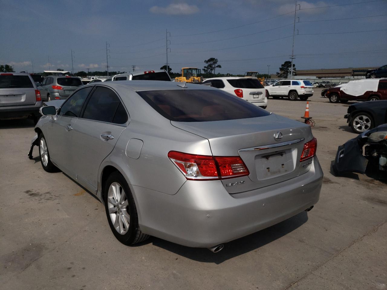 Photo 3 from auction – 2010 LEXUS ES 350 with VIN JTHBK1EG7A2384698