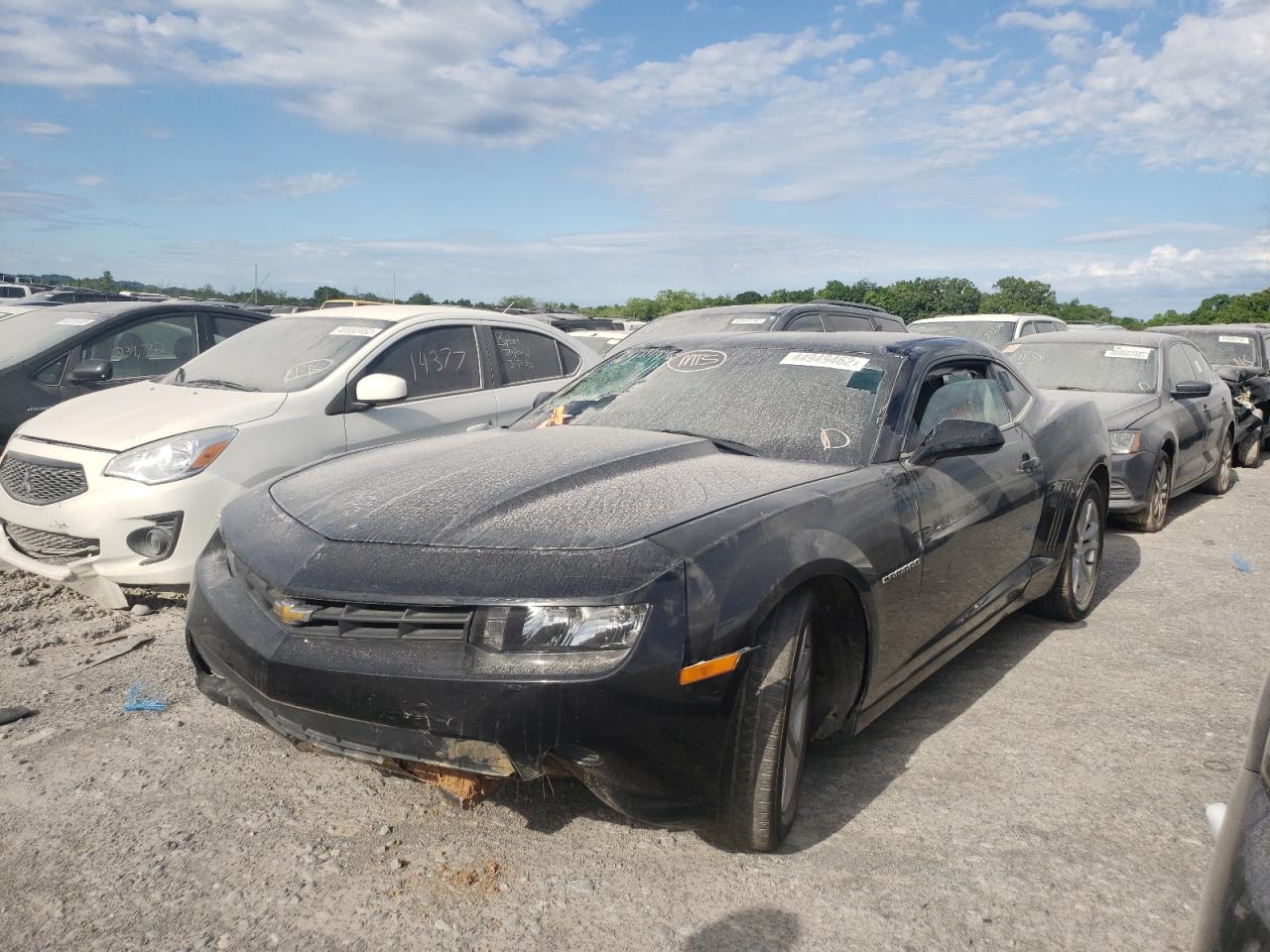 Photo 2 from auction – 2015 CHEVROLET CAMARO LS with VIN 2G1FB1E35F9204121