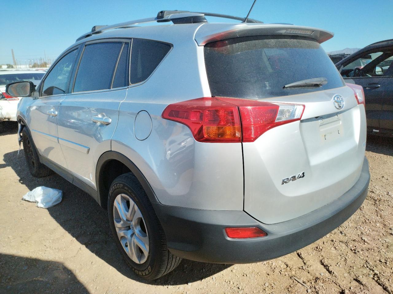 Photo 3 from auction – 2014 TOYOTA RAV4 LE with VIN JTMZFREV4EJ017075