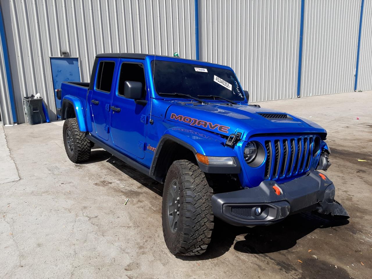 JEEP GLADIATOR 2020 with VIN 1C6JJTEGXLL210706 - Photo from auction