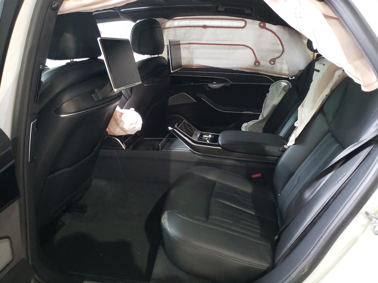 Photo 6 from auction – 2019 AUDI A8 L with VIN WAU8DBF88KN019253