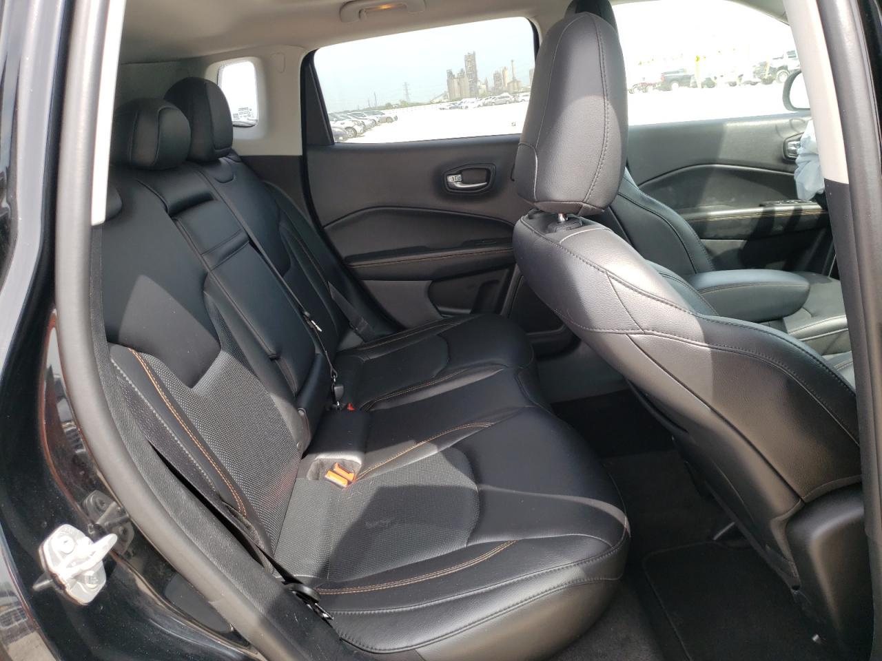Photo 6 from auction – 2018 JEEP COMPASS LI with VIN 3C4NJDCB5JT115740