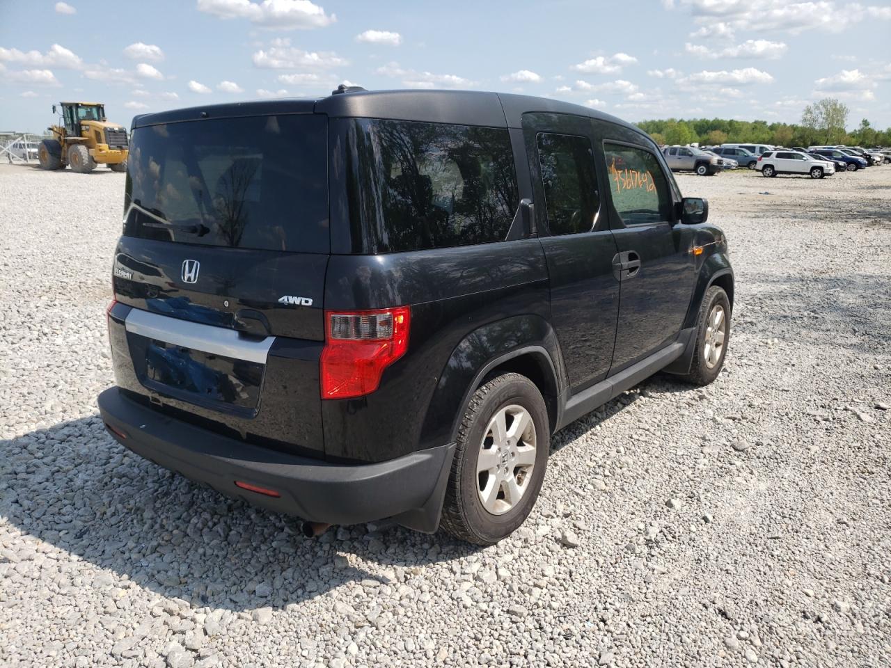 Photo 4 from auction – 2011 HONDA ELEMENT EX with VIN 5J6YH2H70BL001265